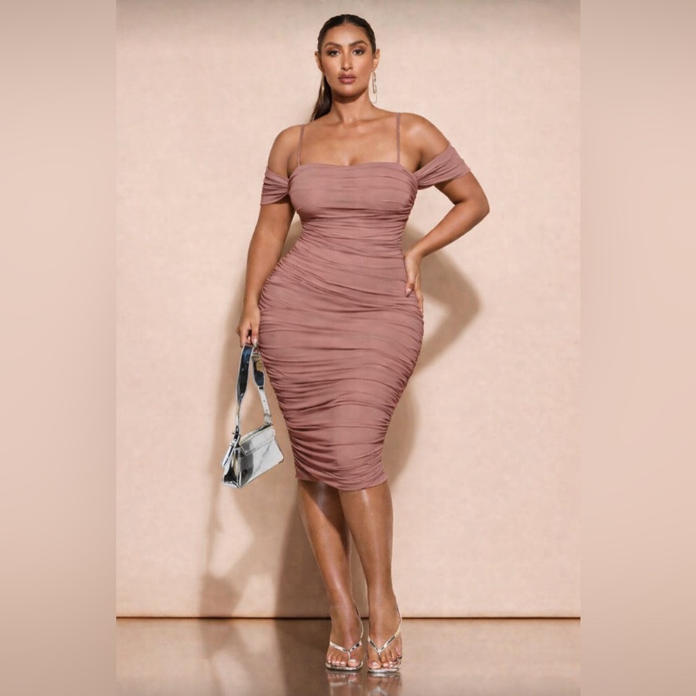 Curve Ruched Bodycon Midi Dress – Off Shoulder + Spaghetti Straps – 3XL